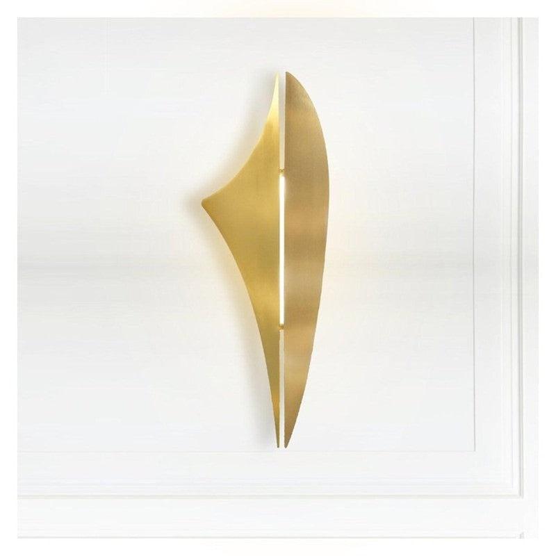 Rey Wall Light in Brushed Brass-Arcform-nirohome